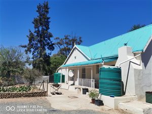 3 Bed House in Steytlerville