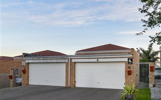 3 Bedroom Townhouse in Brackenfell Central