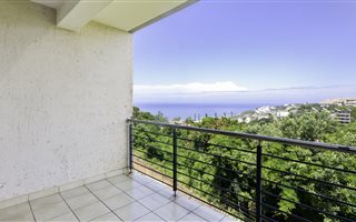 2 Bedroom Apartment in Shakas Rock