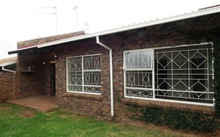 3 Bedroom Townhouse in Monument Park