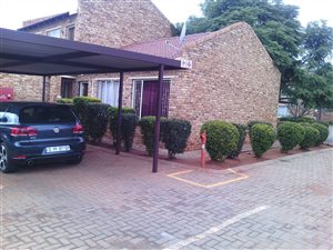 2 Bed Apartment in Clarina
