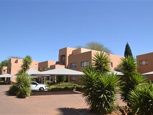 1 Bed Apartment in Waterkloof Ridge