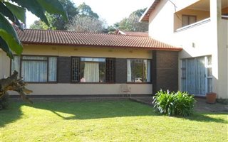 5 Bedroom House in Chiltern Hills