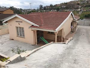 4 Bed House in Bonela