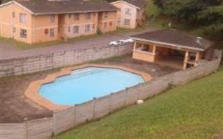 3 Bedroom Flat in Montclair