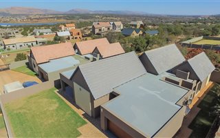 4 Bedroom House in Leloko