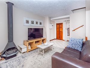 3 Bed Townhouse in Blue Gill