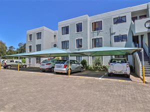 3 Bed Apartment in Old Place