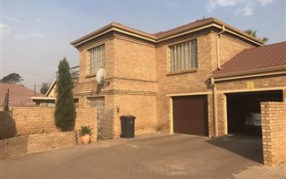 3 Bedroom Cluster in Bronkhorstspruit