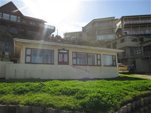 3 Bed House in Herolds Bay