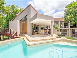 4 Bed House in Dainfern
