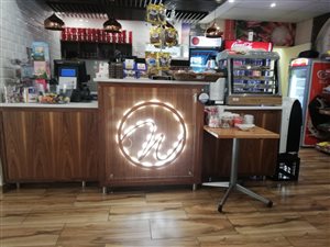 86 m² Commercial space in Robin Park