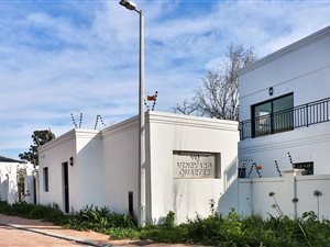 3 Bed House in Kylemore