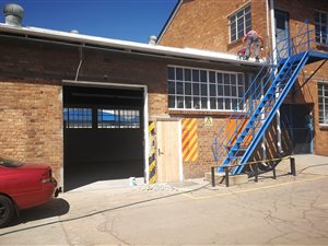 88 m² Industrial space in Wadeville