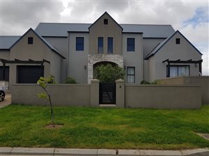 4 Bedroom House in Stellenbosch Agricultural