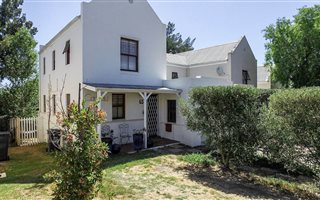 2 Bedroom House in Welgevonden Estate