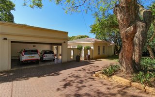 4 Bedroom House in Waterval Estate