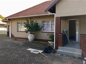 4 Bed House in Pelham
