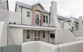 2 Bedroom House in Nooitgedacht Estate