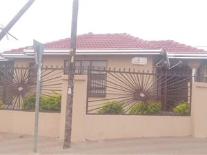 4 Bed House in Johannesburg Central and CBD