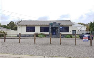 118 m² Commercial space in Mount Pleasant
