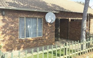 3 Bedroom Simplex in Allens Nek