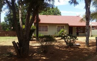 3 Bedroom House in Elandspoort