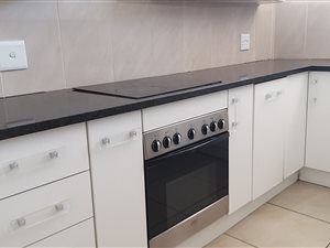3 Bed Flat in Craighall