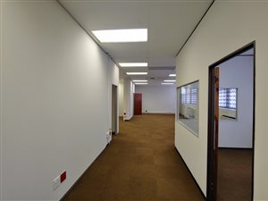 137 m² Commercial space in Beachfront