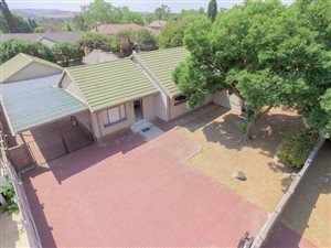 3 Bed House in Brackendowns
