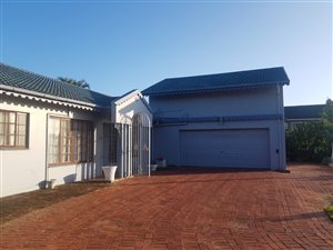 4 Bed House in Meerensee