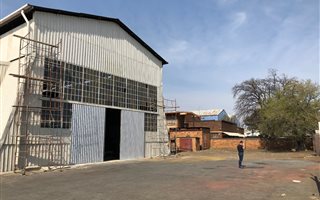 1470 m² Industrial space in Tulisa Park