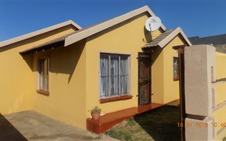 2 Bedroom House in Naturena