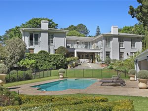5 Bed House in Bishopscourt