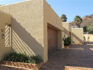 3 Bed Townhouse in Bassonia