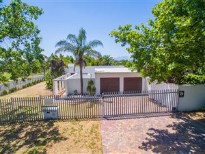 5 Bed House in Sonstraal