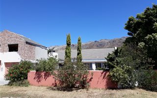 3 Bedroom House in Anchorage Park