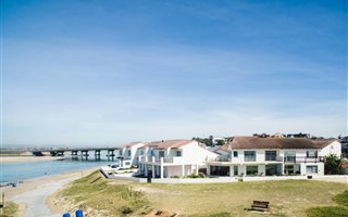 3 Bedroom Townhouse in Bluewater Bay