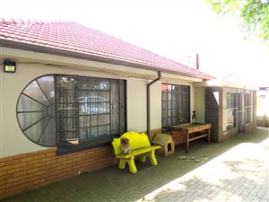 3 Bed House in Vanderbijlpark CE1