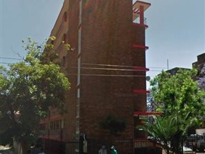 2 Bed Apartment in Sunnyside