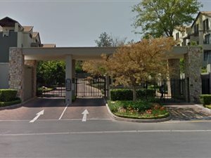 1 Bed Apartment in Pineslopes
