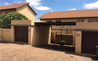 2 Bedroom Townhouse in La Montagne
