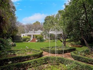 4 Bed House in Dunkeld West
