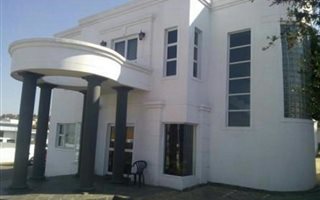 78 m² Office Space in Oakdene