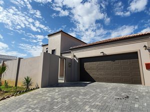 4 Bed House in Kuilsriver
