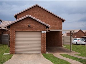 3 Bedroom House in Amandasig