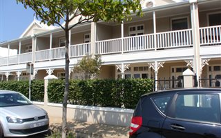 348 m² Office Space in Point Waterfront