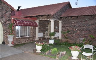 4 Bedroom House in Delportshoop