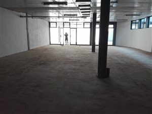 208 m² Commercial space in Overport