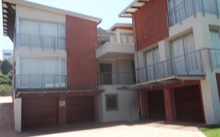 5 Bedroom House in Glentana